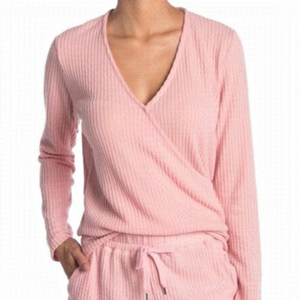 GIBSON BNWOT Pink Long Sleeve Faux Wrap Vneck Top Sz Small New Waffle Knit